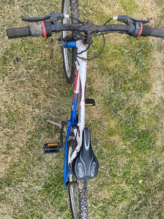 Bicicleta infantil azul