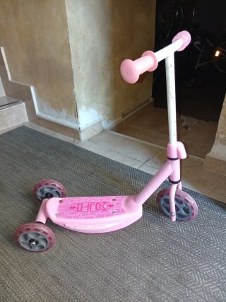 Monopattino per bambini a 3 ruote rosa