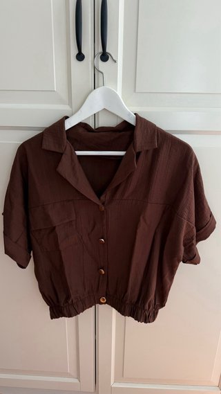 Conjunto marrón pantalón y cazadora