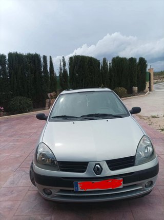 Renault Clio 2004