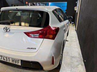 Toyota Auris 2014