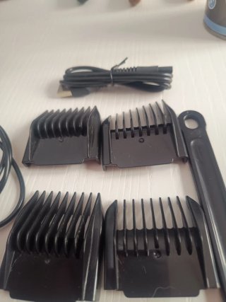 Cortapelos Profesional para Mascotas LED
