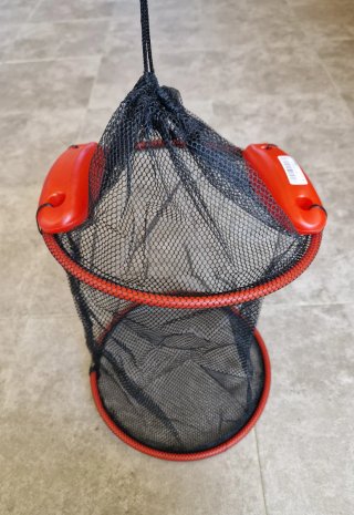 Red de pesca con flotador