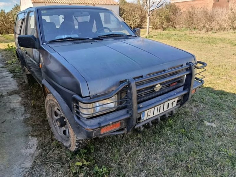 Nissan Terrano I - foto 1