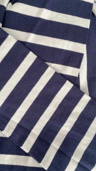 Camiseta manga larga rayas azules y blancas M