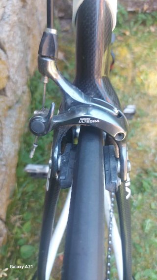 Bicicleta de carretera Vipera R636
