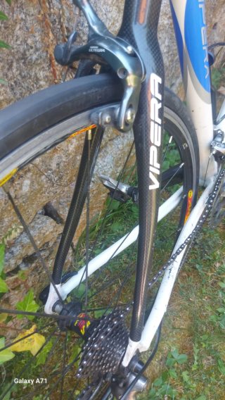 Bicicleta de carretera Vipera R636