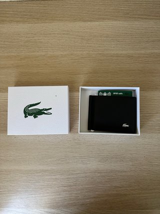 Cartera Lacoste NH4404FG Negra Original