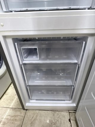 Nevera Whirlpool combi No Frost