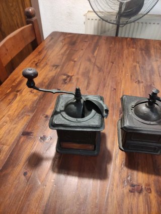 Lote 2 Molinillos Café Antiguos Metal  Vintage