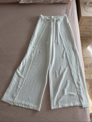 Conjunto blanco estilo ibicenco