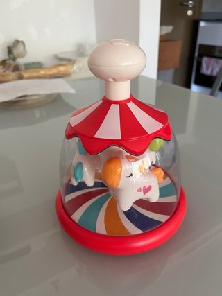 Carosello per bambini con animali