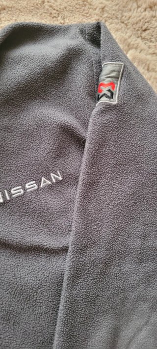 Ropa de trabajo Nissan