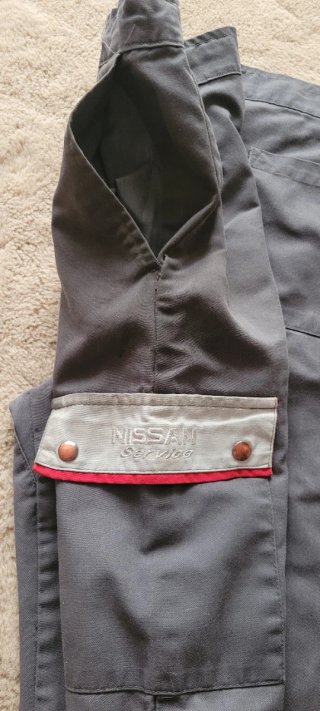 Ropa de trabajo Nissan