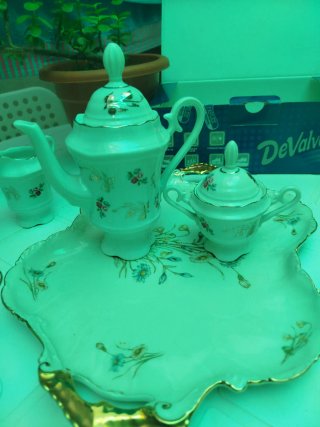 Juego de porcelana Jango con sello