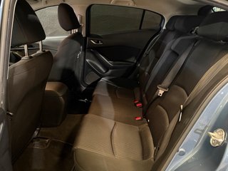 Mazda 3 2015