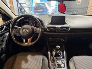 Mazda 3 2015