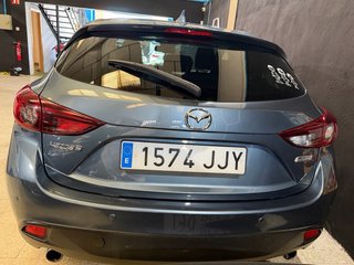 Mazda 3 2015