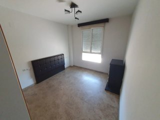 Se alquila piso en Almussafes
