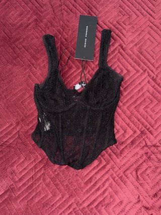 Corsé negro encaje Bershka