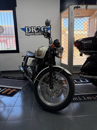 Triumph Bonneville T100