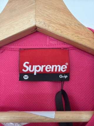 Camiseta Supreme M Rosa Estampada