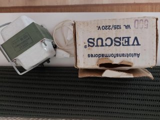 Autotransformador VERSUS 500 VA
