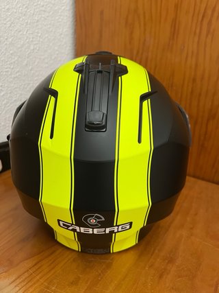 Casco de moto Caberg amarillo y negro