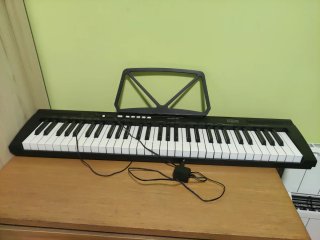Teclado OQAN 61 teclas