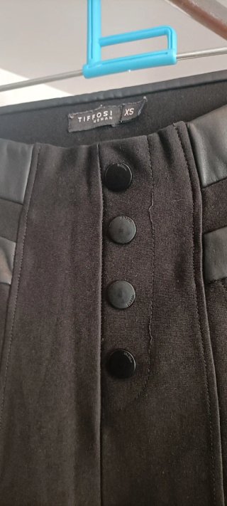 Pantalones Tiffosi negros - Talla XS