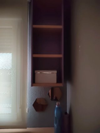 Habitación juvenil madera y lila