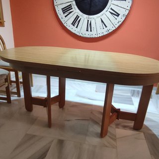 Mesa comedor y 6 sillas roble claro