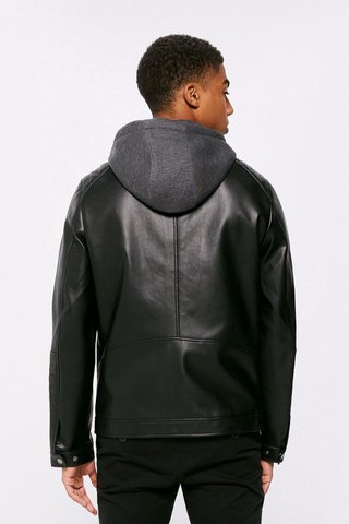 Campera Cuero Springfield Negra Talle M
