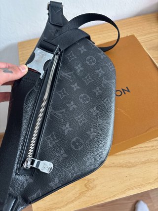 Riñonera Louis Vuitton Negra