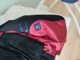 Traje negro