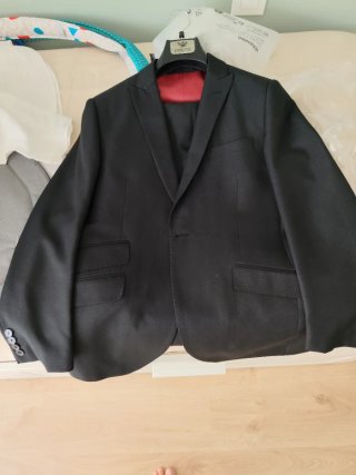 Traje negro