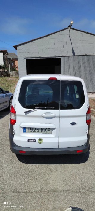 Ford E-Tourneo Courier 2018