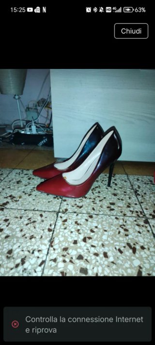 Scarpe rosse con tacco alto