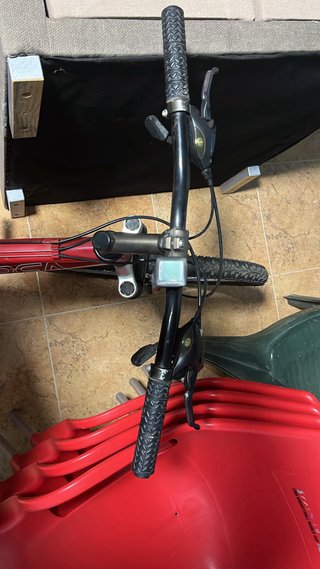 Bicicleta de montaña Orbea roja
