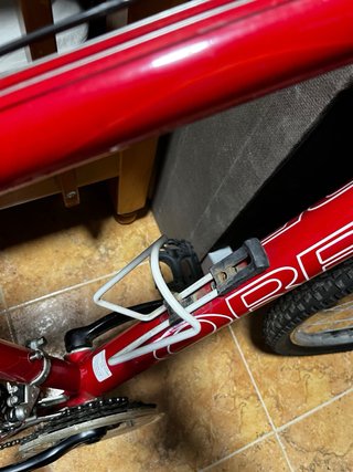 Bicicleta de montaña Orbea roja