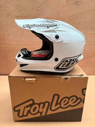 Casco Troy Lee Designs SE4 Blanco