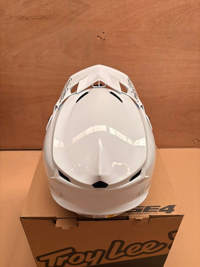 Casco Troy Lee Designs SE4 Blanco