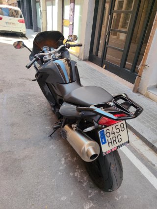 BMW F800GT gris sportbike manual
