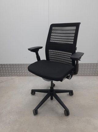 Silla STEELCASE THINK v2 ergonómica Profesional