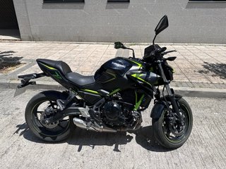 Kawasaki Z650 2022 Negra/Verde