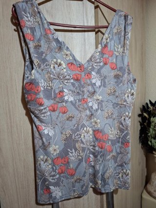 Camiseta Ostin L Estampado Tropical