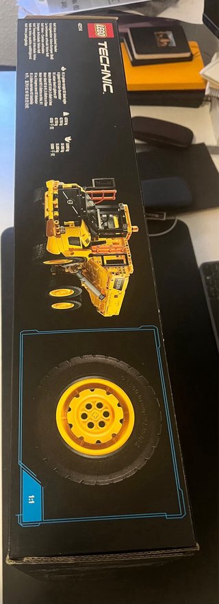 LEGO Technic Volvo A60H Hauler 42114