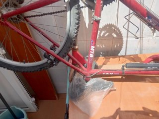 Bicicleta de Montaña Roja