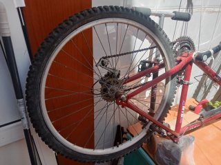 Bicicleta de Montaña Roja