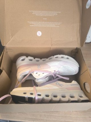 Zapatillas On Cloudrunner 2 Mujer